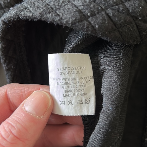 Zyia Hoody - Picture 11 of 11